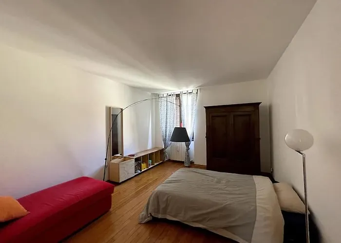 Grande In Area Storica Di Bergamo