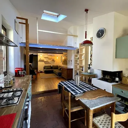 Grande In Area Storica Di * Bergamo